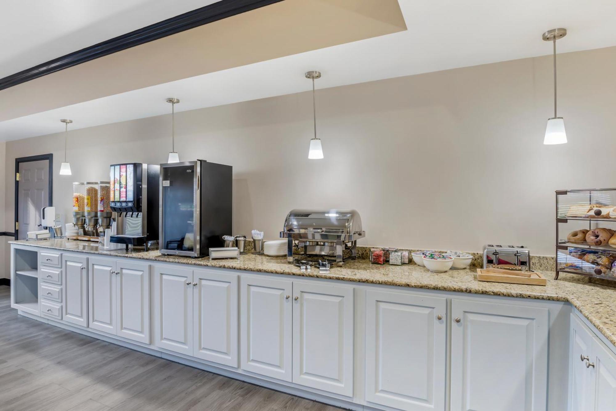 Country Inn & Suites By Radisson, Ashland - Hanover, Va מראה חיצוני תמונה