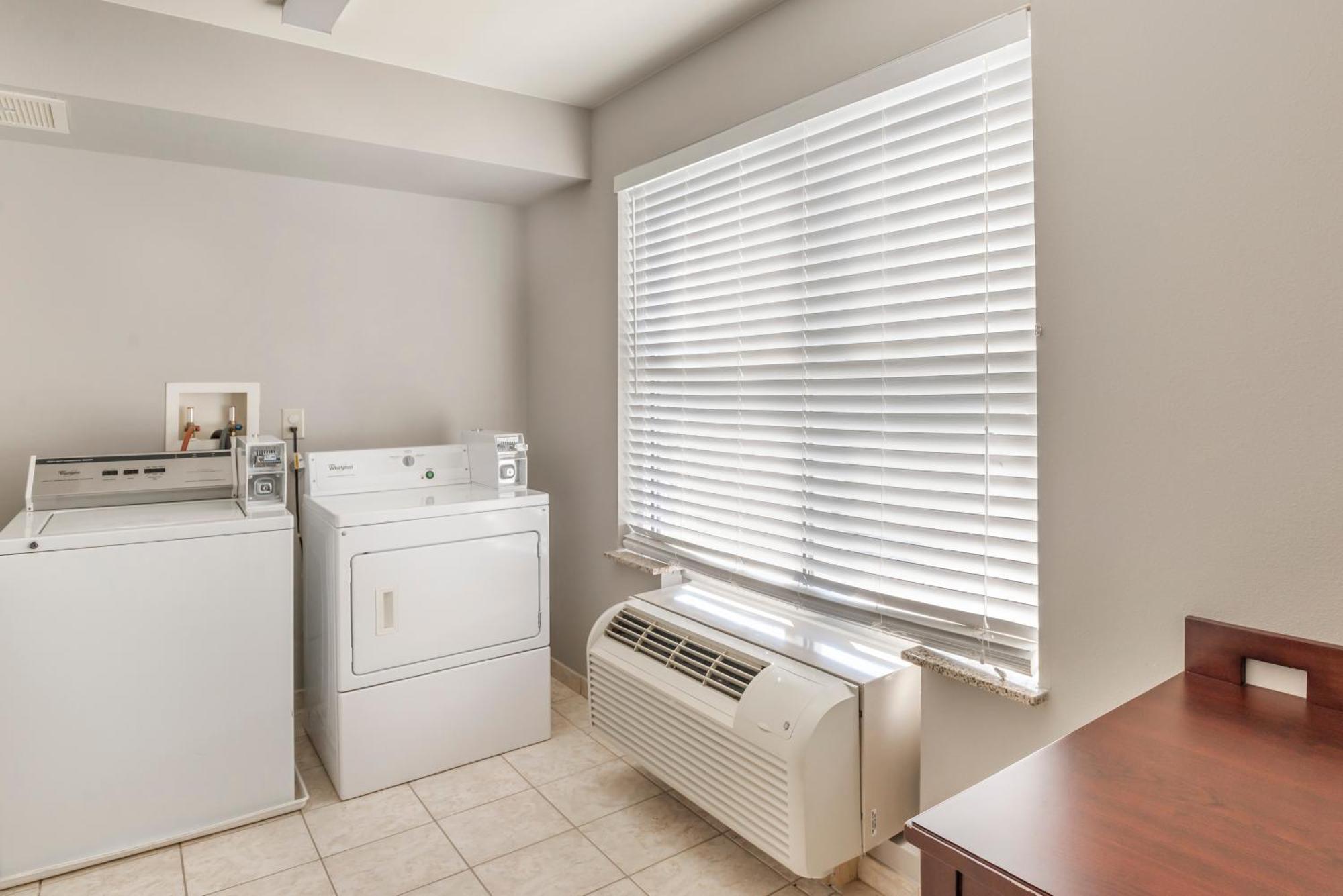Country Inn & Suites By Radisson, Ashland - Hanover, Va מראה חיצוני תמונה