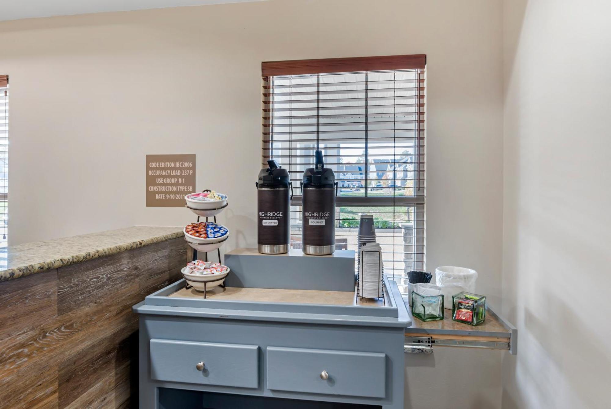 Country Inn & Suites By Radisson, Ashland - Hanover, Va מראה חיצוני תמונה